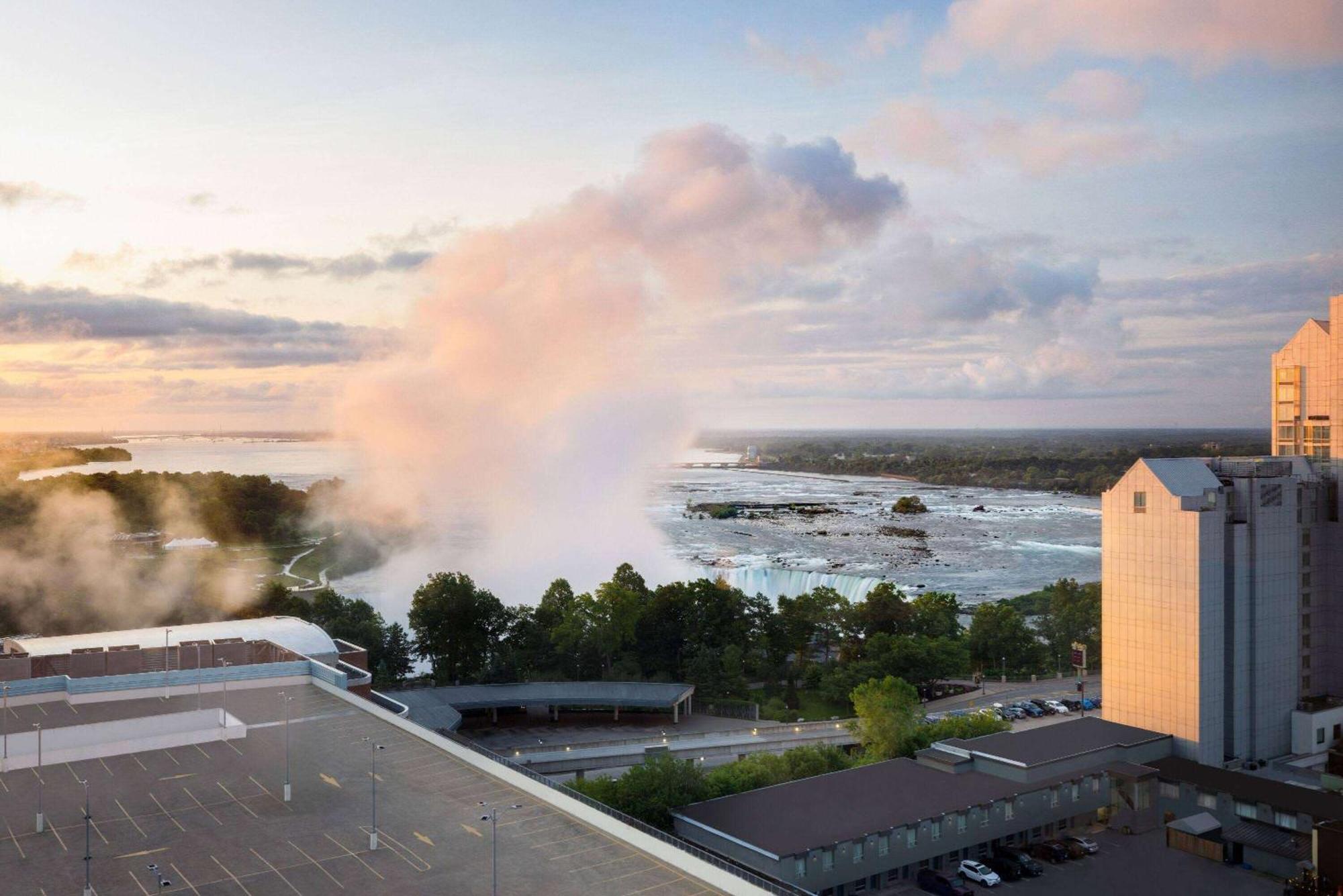 Wyndham Grand Fallsview Hotel Niagara Falls Exterior foto